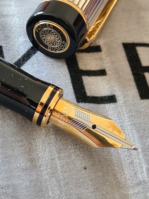 Caneta Parker Duofold International prata