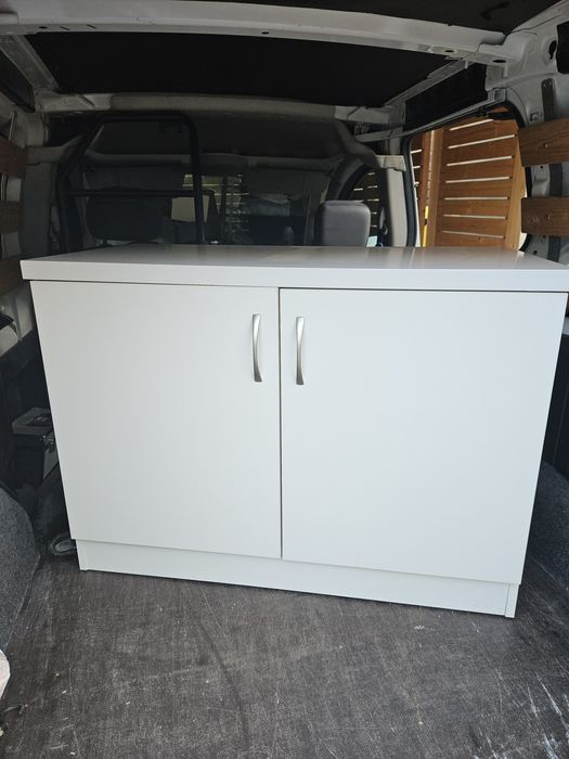 Szafka zamykana biała