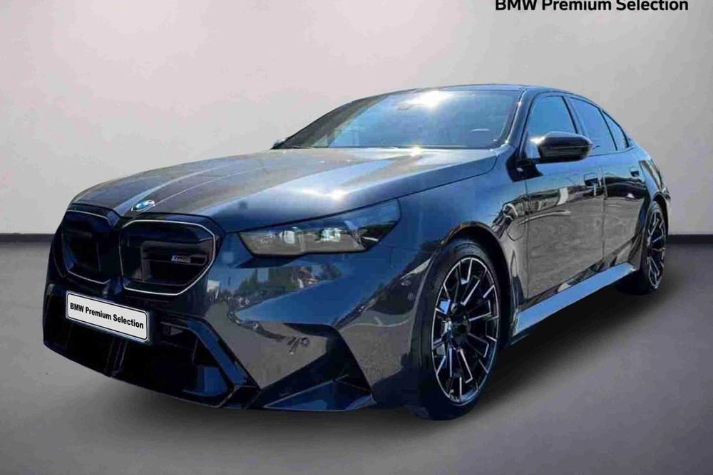 BMW M5 Standard