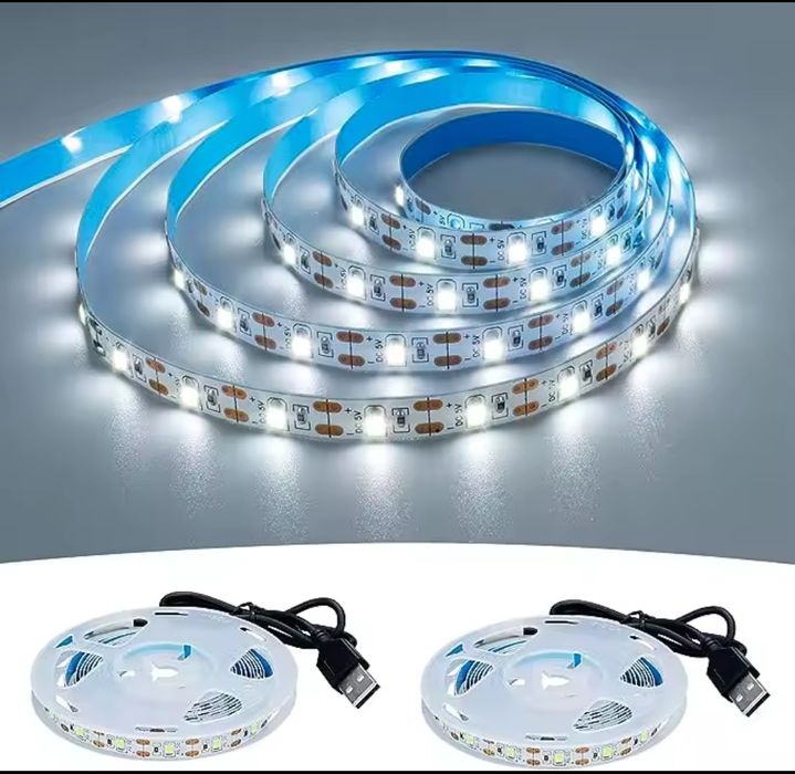 Світлодіодна стрічка 5м 5в з шнуром юсб