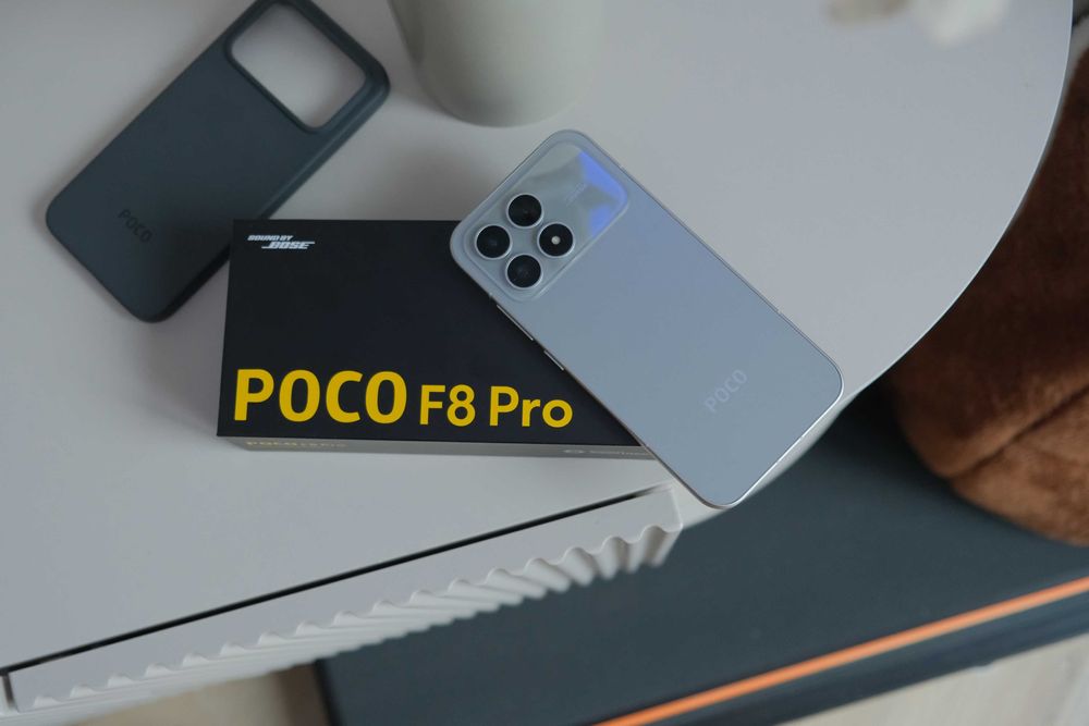 Smartfon poco F8 Pro 12 GB / 512 GB 5G srebrny Nowy