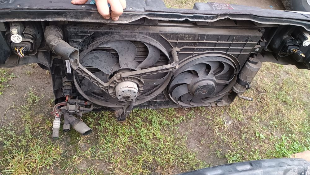 Телевізор панель радіатор Volkswagen Golf 4 гольф 4