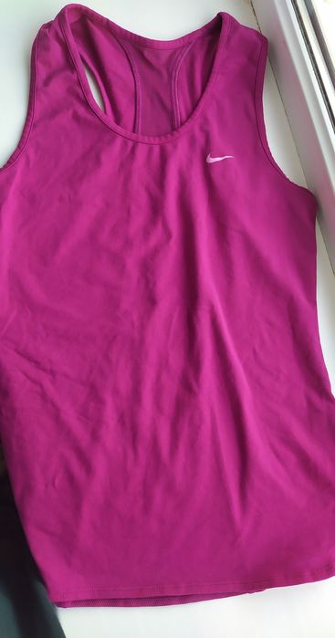 Товар від 90 до 150 гривень 
Майка puma з вшитим, фіксуючим топом - 15