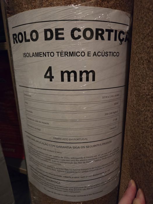 Rolo cortiça 4mm selado - 10m (10m x 1m x 4mm)