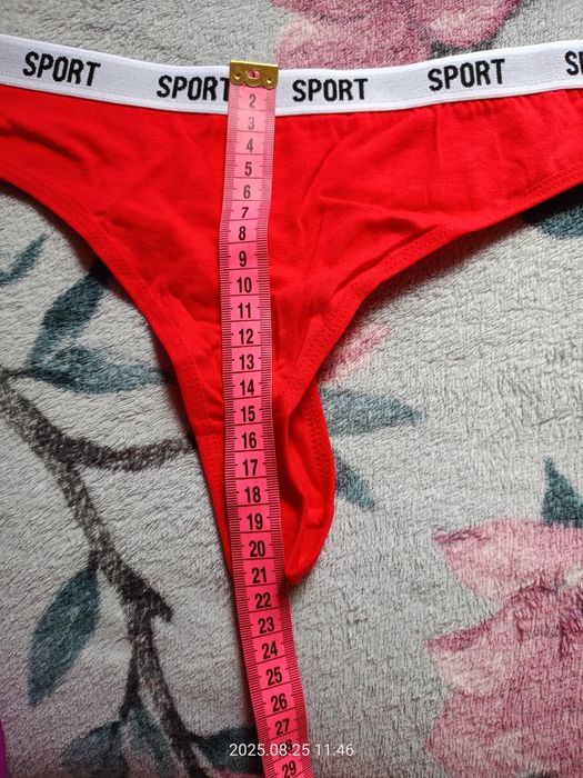 Zestaw majtek stringi nowe