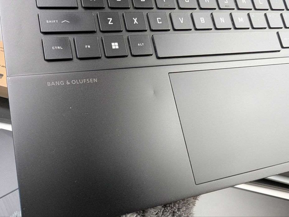 LAPTOP GAMINGOWY HP Omen 16" RTX 3050 Ti Intel i5-11400H 144hz