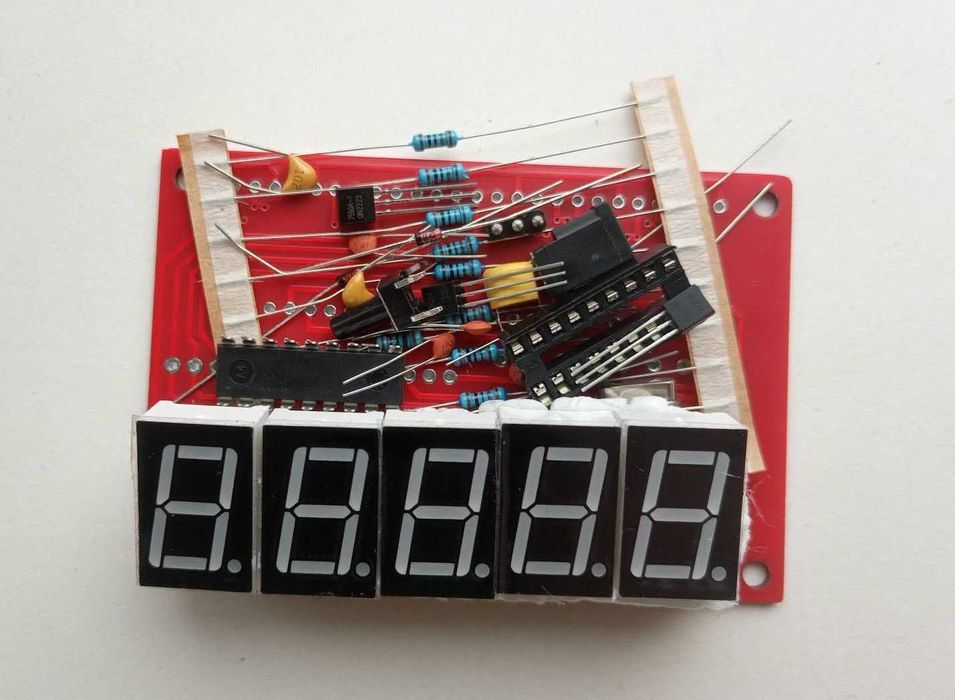 Набор для сборки Diy Kit Цифровой частотомер 0 - 50 МГц РІС16А628