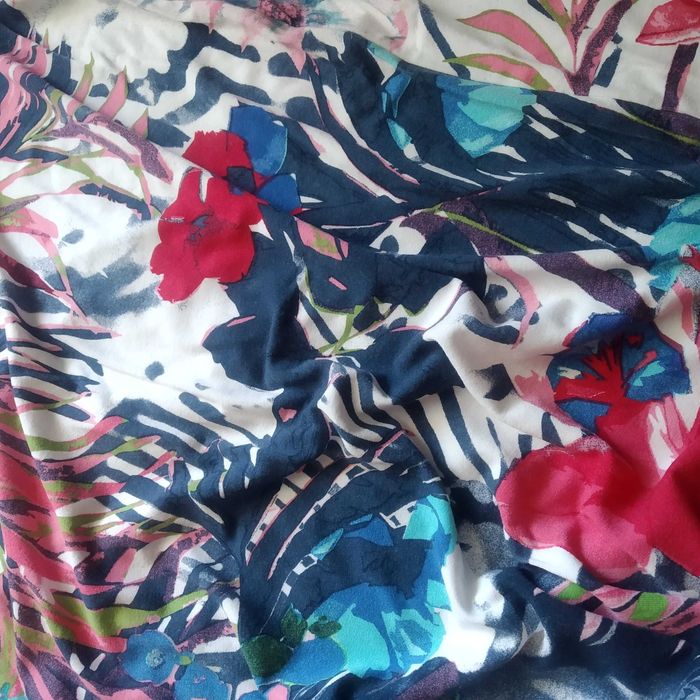 spódnica kwiatowa , rozmiar 10