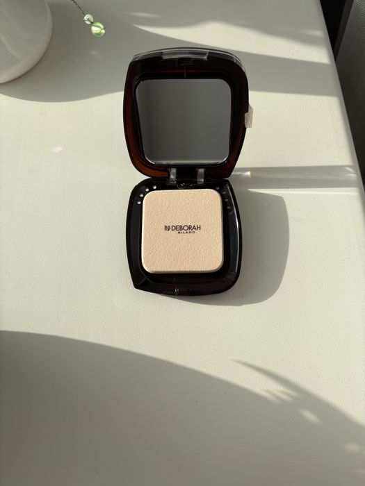 Компактная пудра Deborah Италия