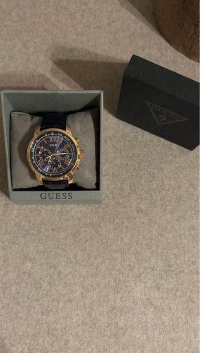 Relogio da Guess com caixa