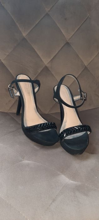 Замшеві босоніжки 38р