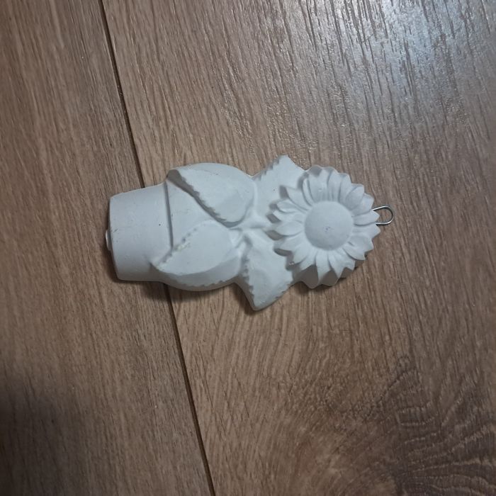 Kwiatek DIY do malowania dla dziecka