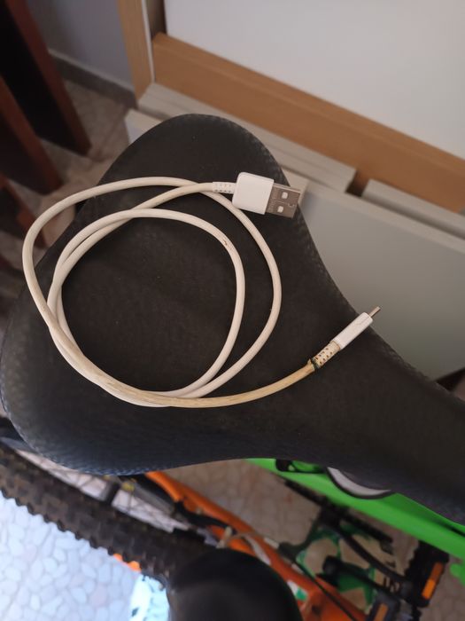 Cabo usb/usb-c usado447256043696967680