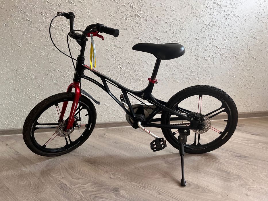 Дитячий велосипед