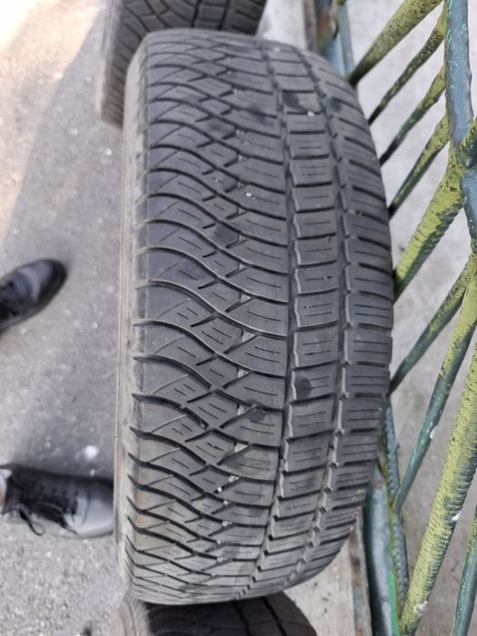 Komplet opon całorocznych wielosezonowych kleber citilander 215/60/17