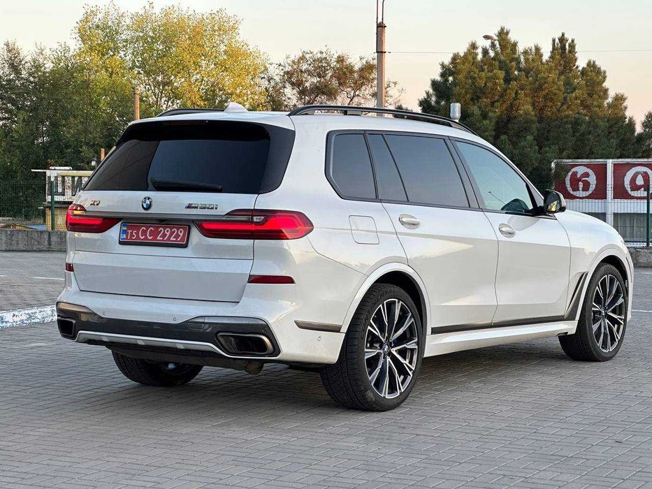 BMW X7 M50i Individual