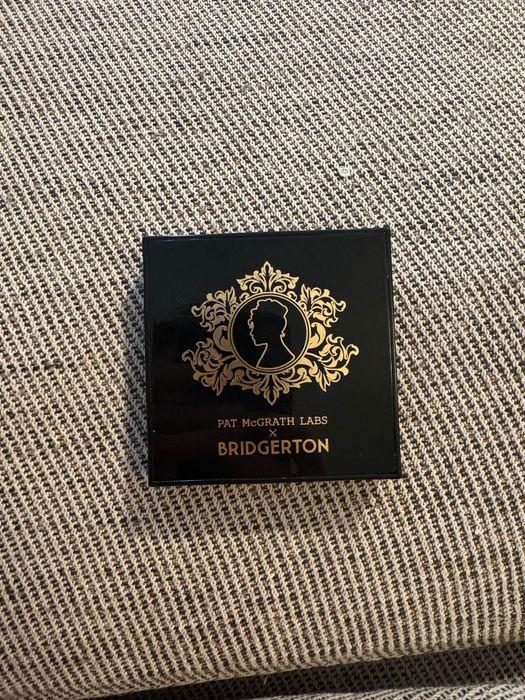 Pat Mcgrath x Bridgerton „Divine Glow Highlighter”