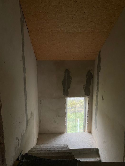 Продаж 2 поверхового будинку, Почаїв