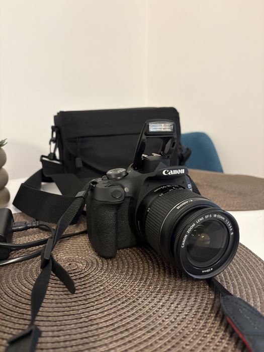 Canon EOS 2000D + obiektyw EF-S 18-55mm