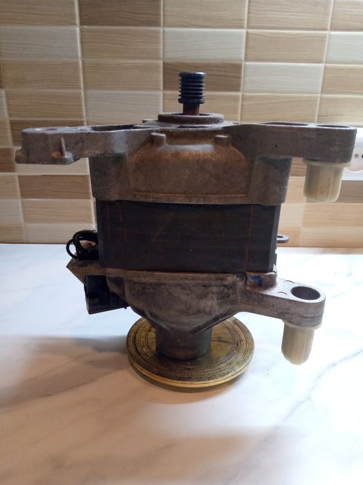 Двигатель для стиральной машины Whirlpool MCA 45/64-148/ALB1. Рабочий