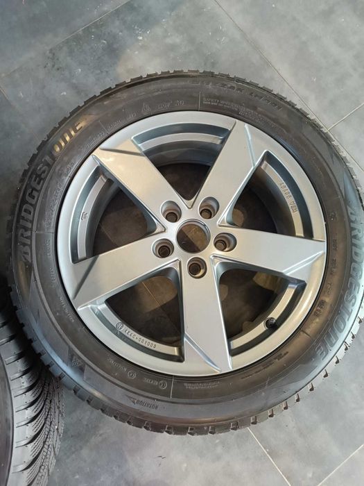 Комплект шини/диски Bridgestone 215*55 R17