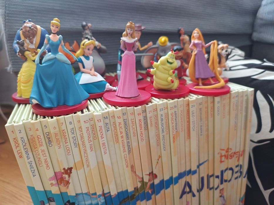 Audiobajki Disney deagostini figurka i książka