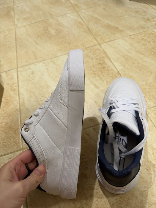 Кеди levis шкіра