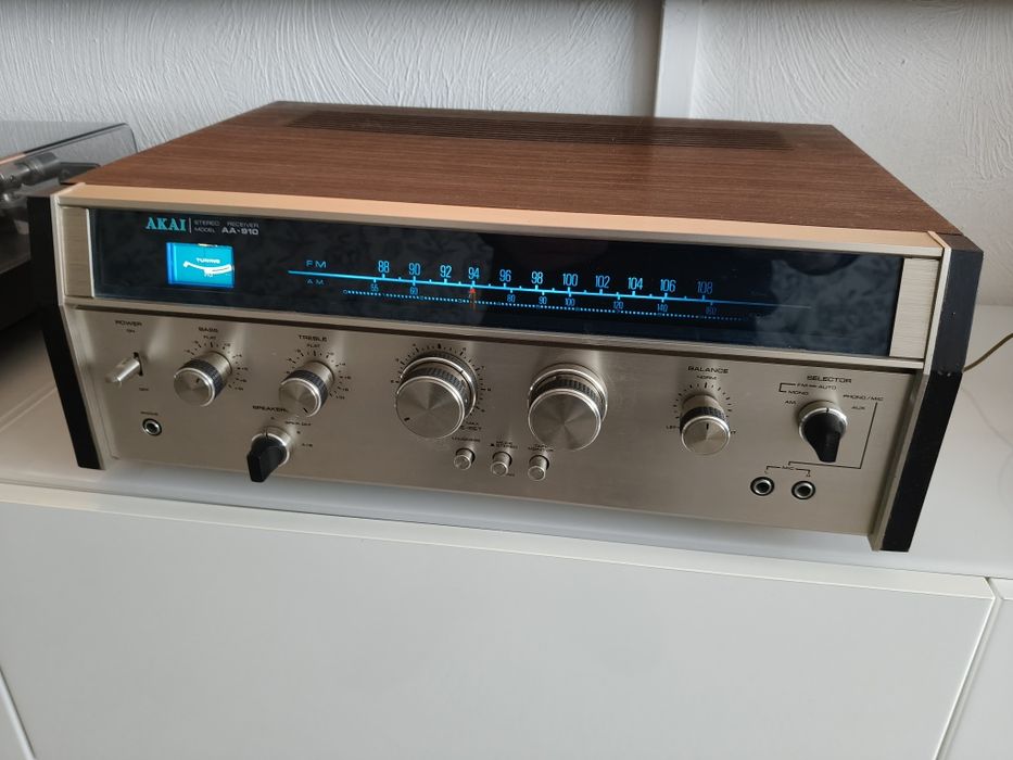 Akai AA-910  amplituner