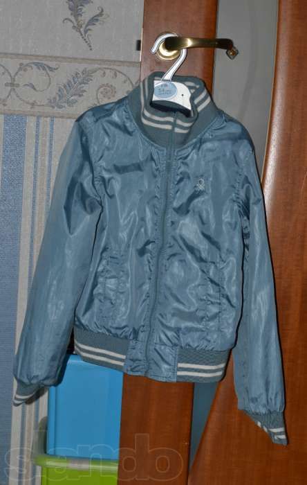 Ветровка "Benetton"
