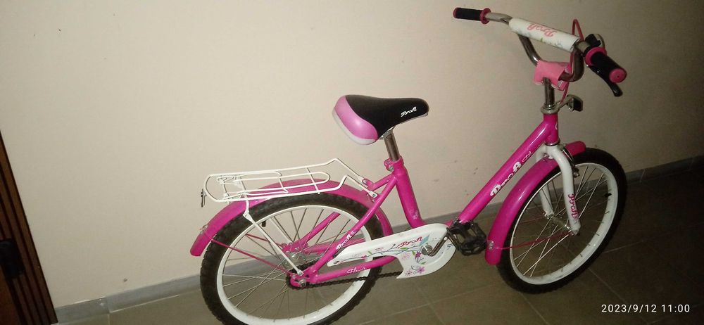 Велосипед для дівчаток