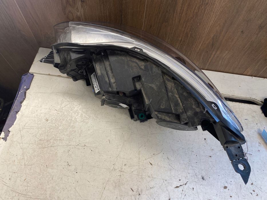 toyota proace ii lampa prawy przód xenon led