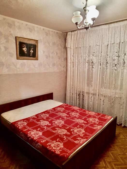 Сдам 2 к Даманский.  6000