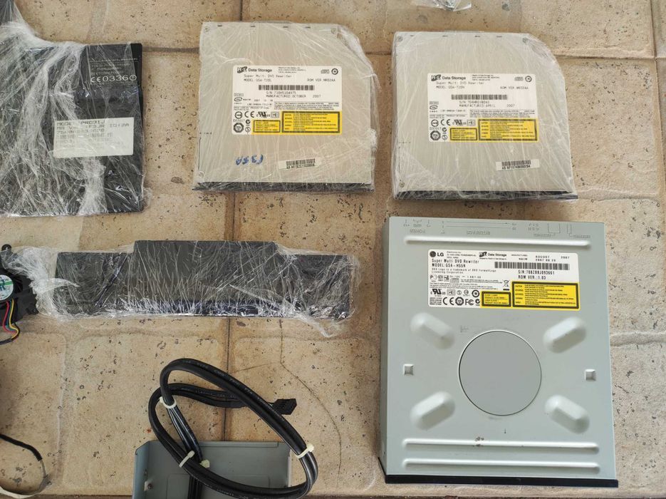 Lote Peças Computadores Portáteis e Desktop