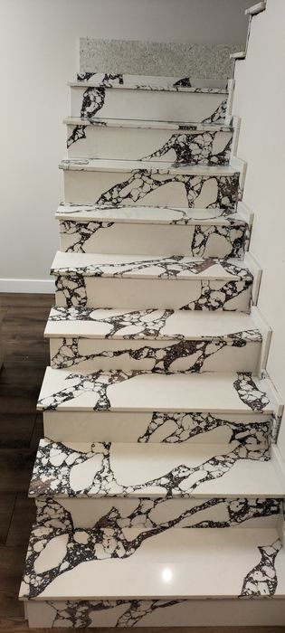 Schody marmurowe i blaty