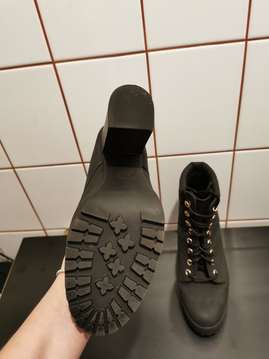 Botki wiązane Primark