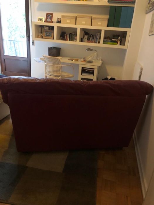 Sofá italiano de pele 2 lugares