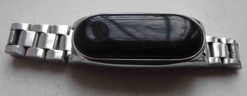 часы Xiaomi Mi Band 3 с металлическим браслетом и зарядкой