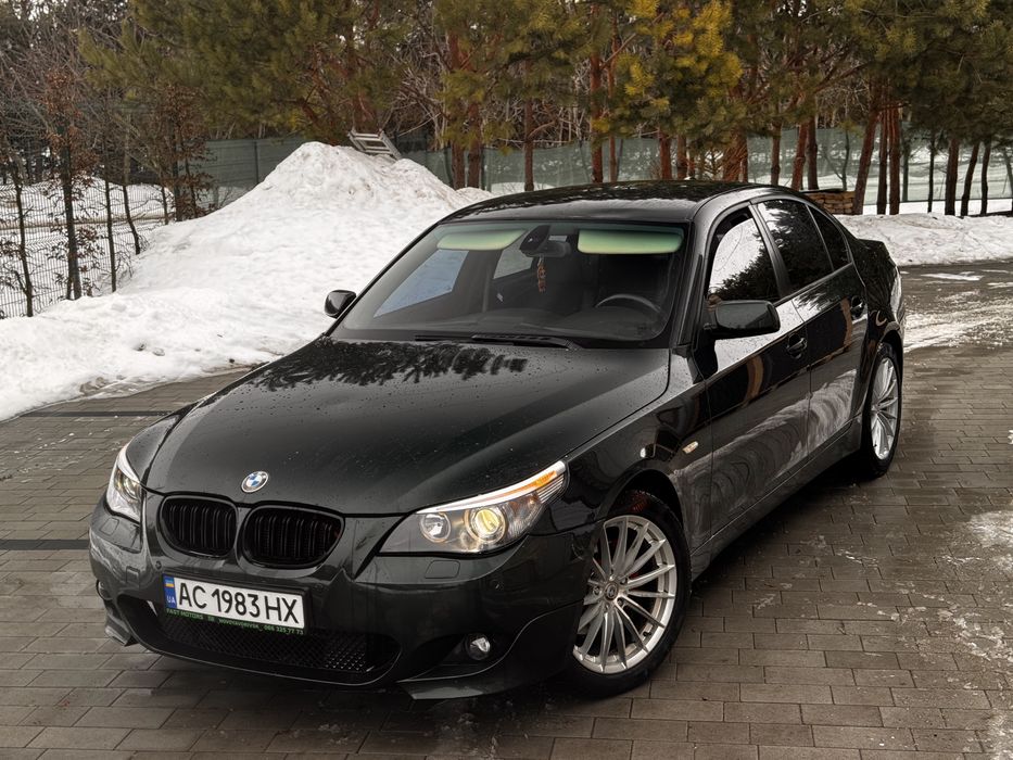 BMW 5 Series E60 Автомат, гарний стан, гарна техніка.