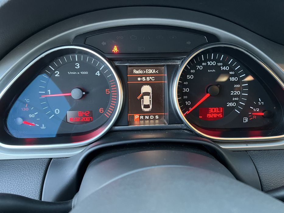 Audi Q7 3.0 tdi 4x4 2007r