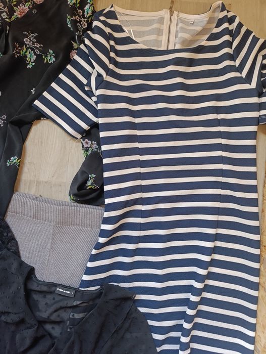 Великий пакет одягу для дівчини