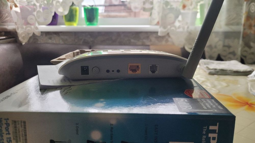 Роутер TP-LINK TD-W8151N