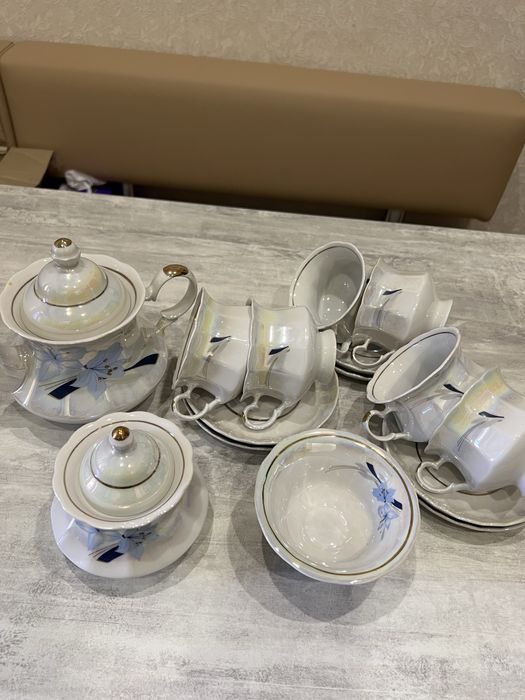 Сервиз чайный фарфор