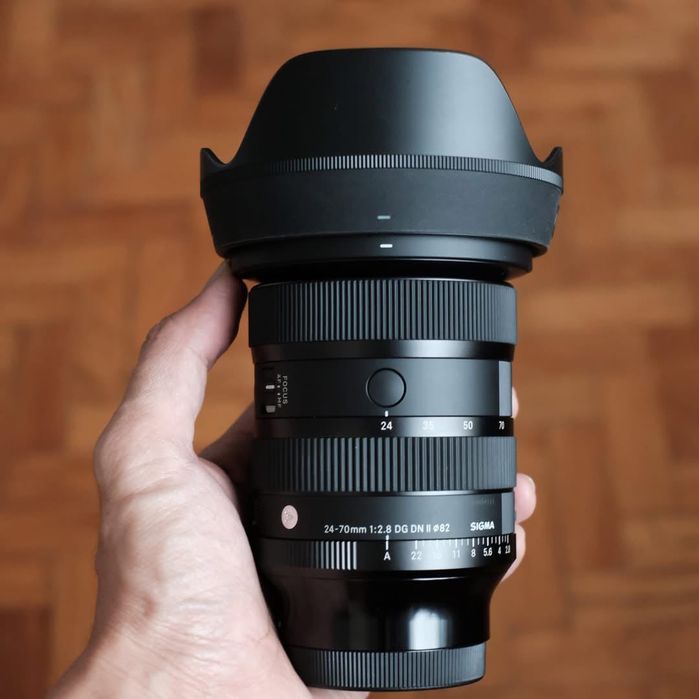 Sigma 24-70mm F2.8  Sony