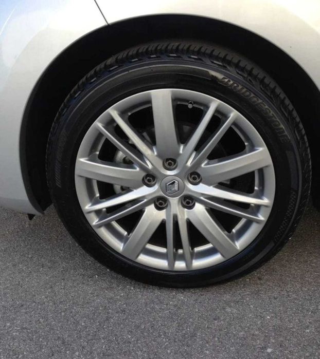 RENAULT MEGANE III 1.5 DCI 110CV excelente estado de uso