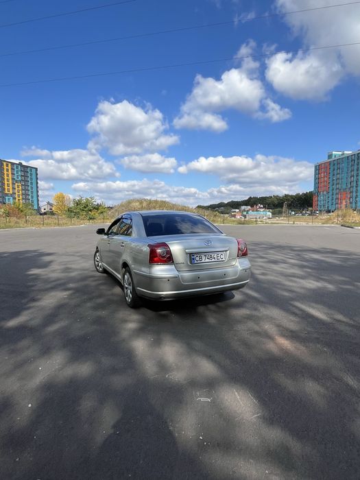 Продам Toyota Avensis