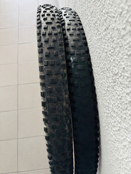 Pneus BTT em bom estado