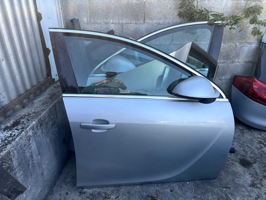 Opel Insignia A kompletne drzwi przednie prawe eur