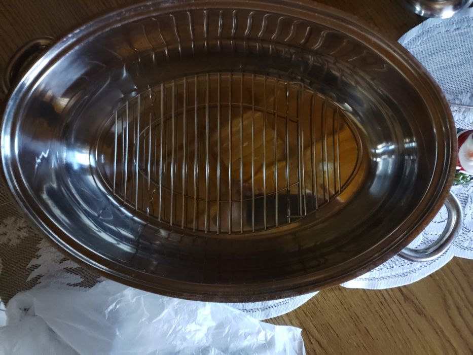 Duża brytfanna z rusztem