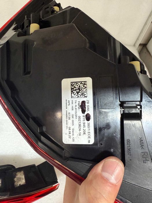 Стопы стоп фонари задние AUDI A3 S3 8Y 8Y0 SEDAN РЕСТАЙЛ MATRIX EU