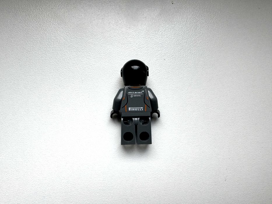 LEGO Figurka sc069 McLaren Senna Kierowca Driver